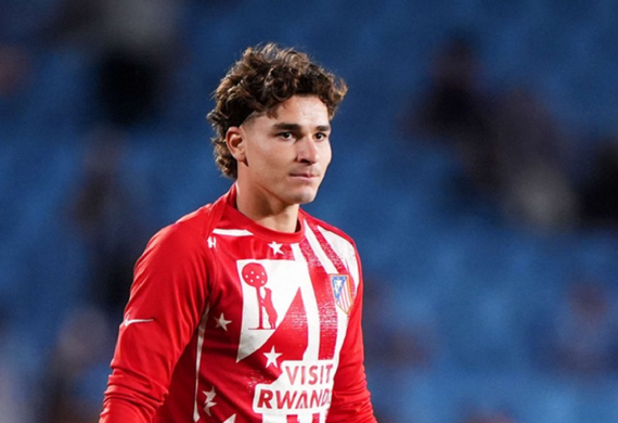 Julian Alvarez nổi lên như lời giải cho cơn khát bàn thắng của Arsenal